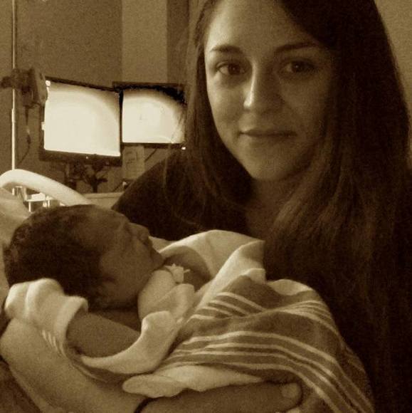 Meet your Posher, Elle - Picture 1 of 1